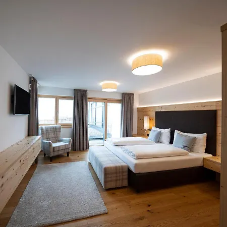 Apartment Lakeside Luxury Zell am See