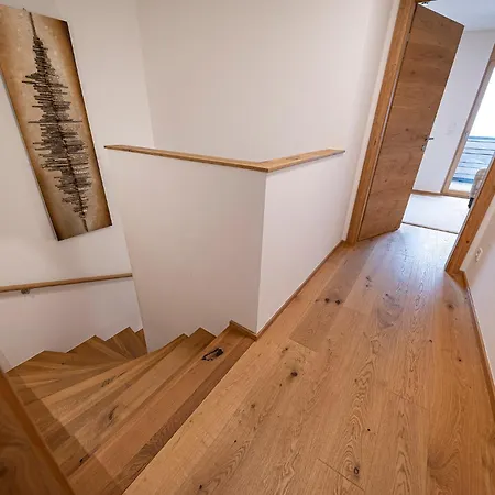 Lakeside Luxury Apartament *