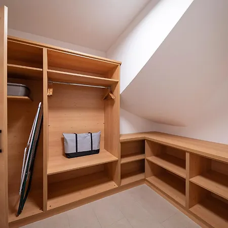 Lakeside Luxury Appartement